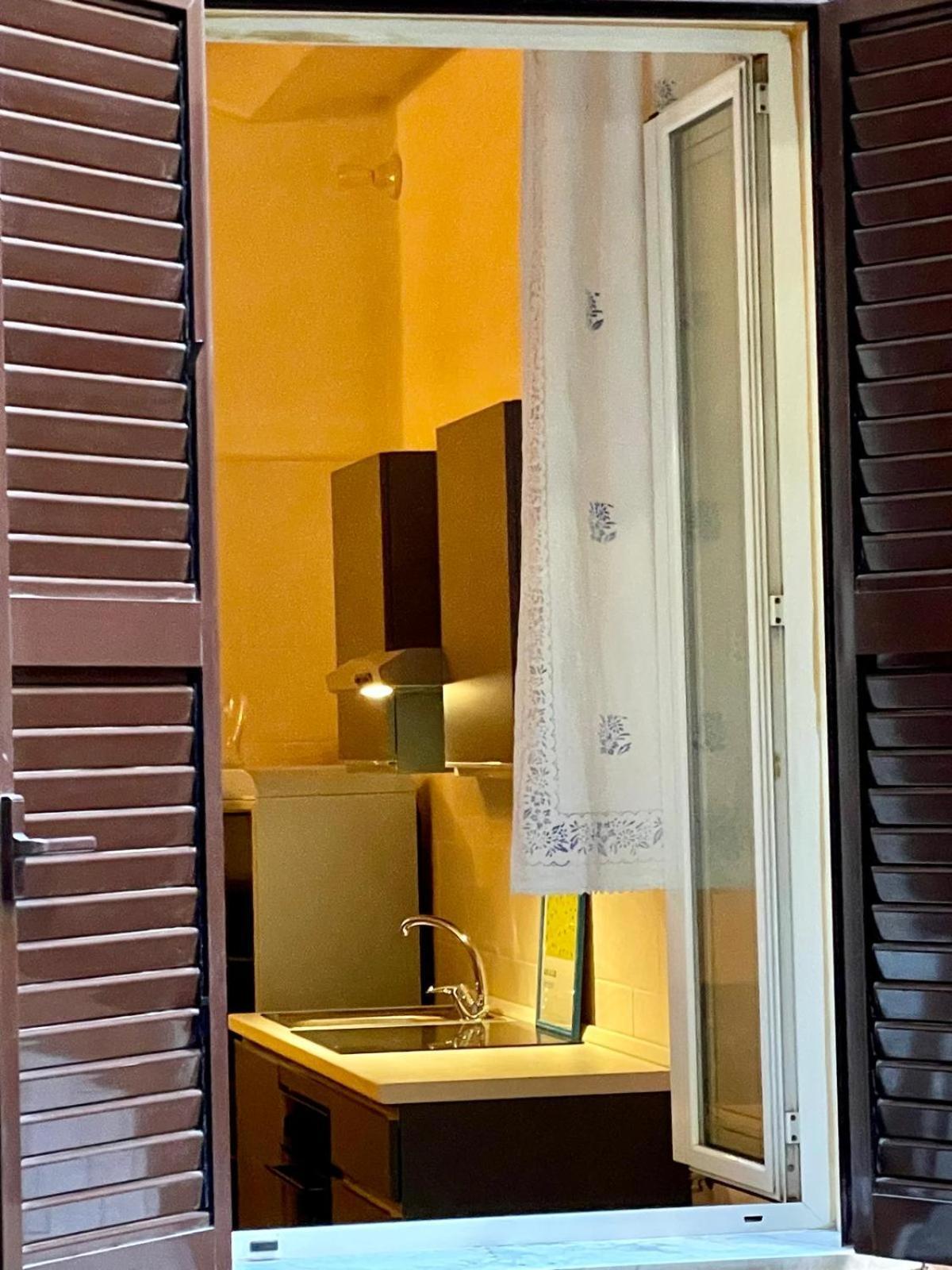 Domus Gaia Apartment Рим Екстериор снимка